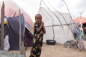 mergaitė Somalyje