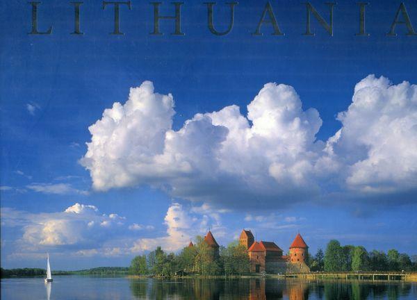Lietuva. Kraštovaizdis ir architektūra (anglų k.) | Raimondas Paknys