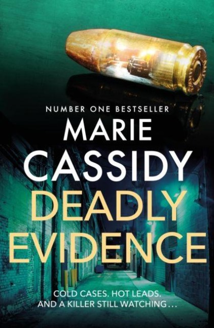 Deadly Evidence: A gripping, page-turning crime thriller from Irelands former state pathologist