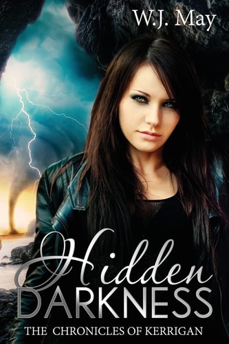 Hidden Darkness: Paranormal Tattoo Romance (The Chronicles of Kerrigan)