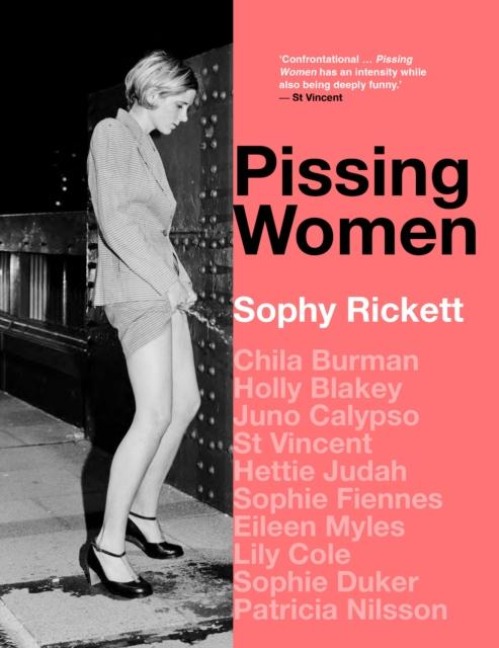 PISSING WOMEN