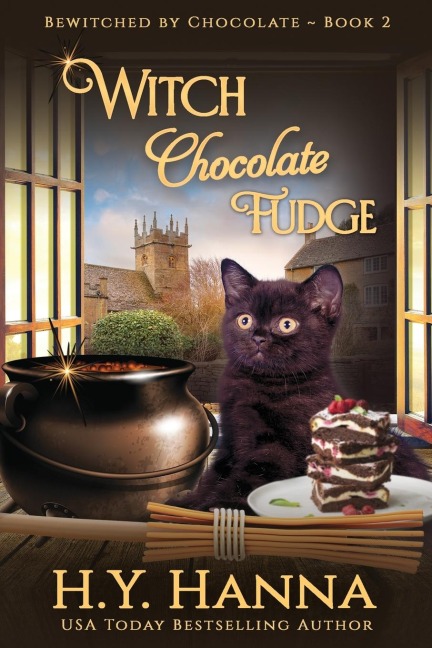 Witch Chocolate Fudge (LARGE PRINT): BEWITCHED BY CHOCOLATE Mysteries ~ Book 2