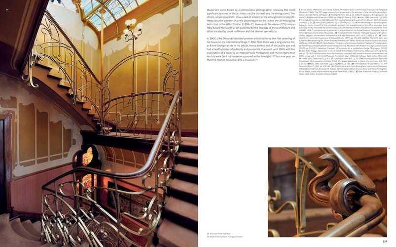 In the Temple of the Self. the Artist's Residence As a Total Work of Art Europe and America 1800-1948