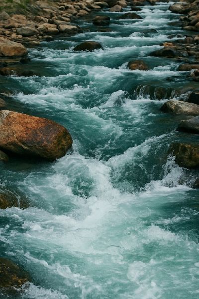 150 Daily Affirmations for Confidence and Self-Worth: Rebuild Self-Belief, Inner Strength, and Personal Power One Day at a Time